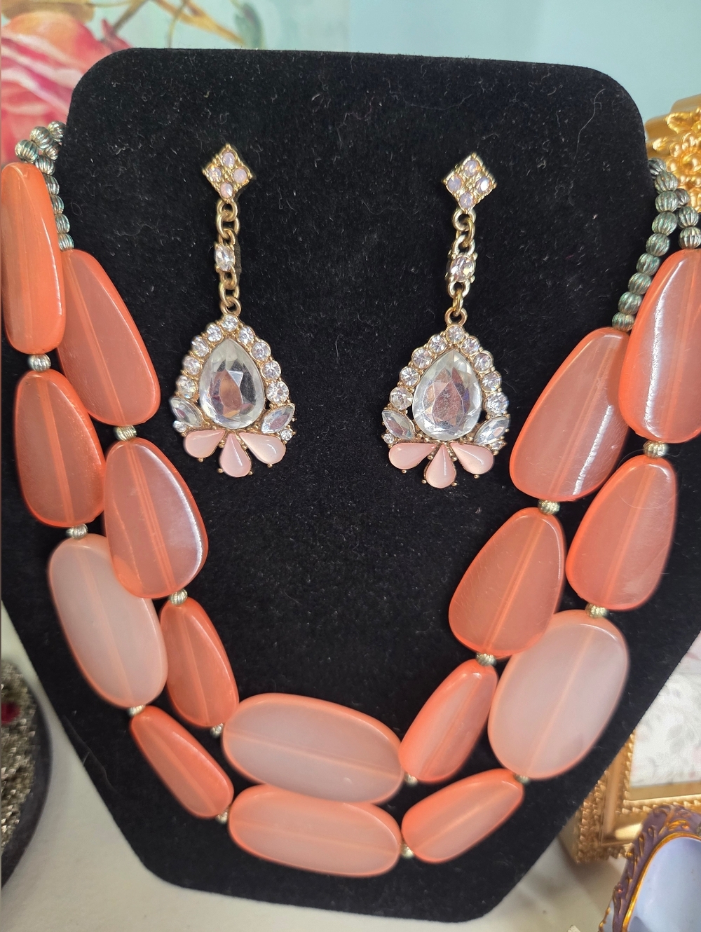 Women’s Pink Coral Statement Bead Necklace and Earring Jewelry Set - Picture 3 of 5
